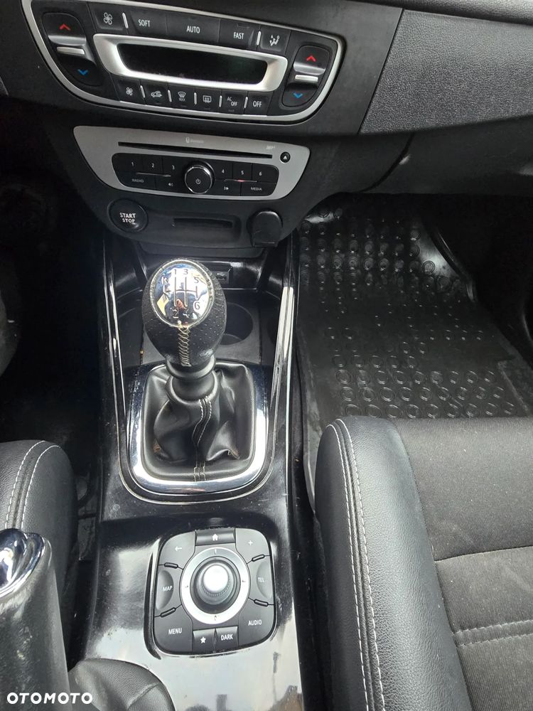 Renault Megane ENERGY dCi 110 Start & Stop Bose Edition - 12