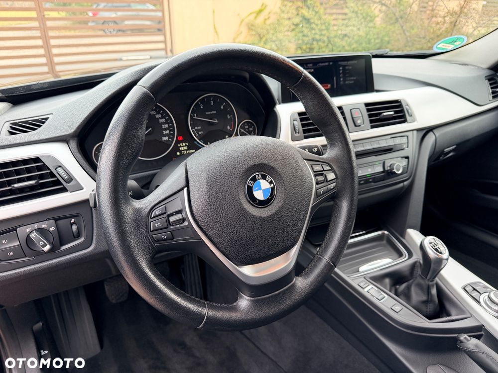 BMW Seria 3 320d DPF - 21