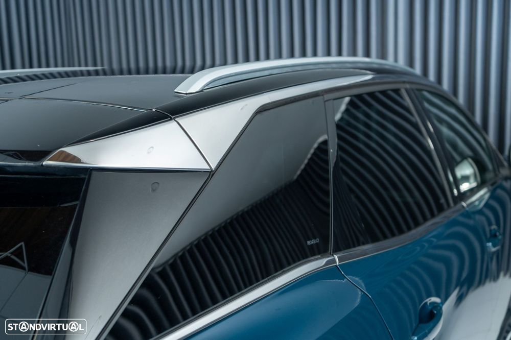 Peugeot 3008 1.6 Hybrid GT Pack e-EAT8 - 25