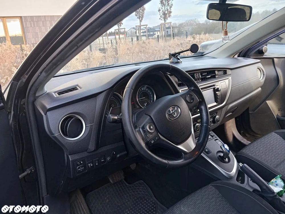 Toyota Auris - 17