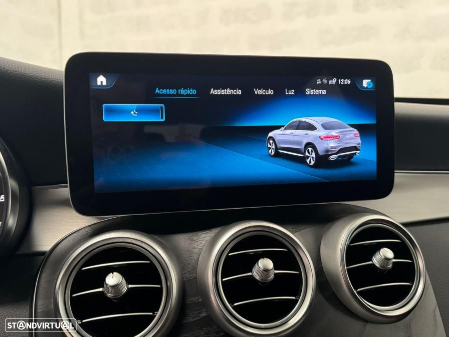 Mercedes-Benz GLC 200 Coupe d 4Matic 9G-TRONIC AMG Line Plus - 23