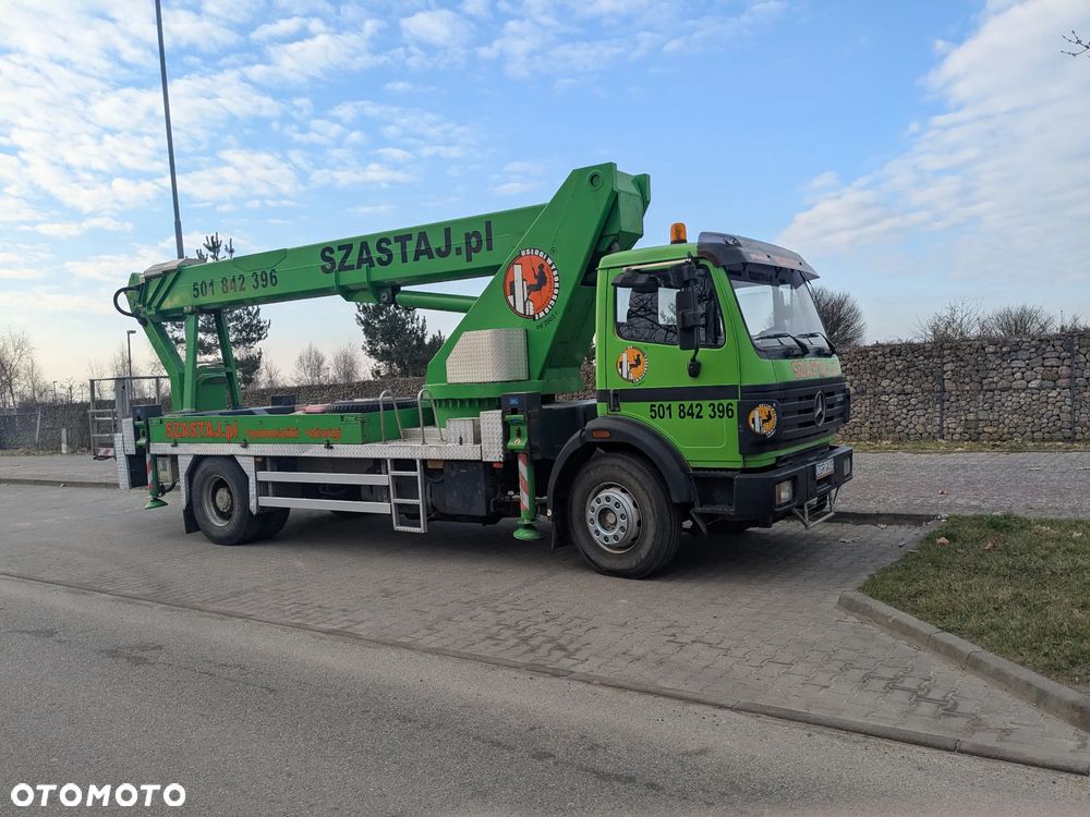 Mercedes-Benz Podnośnik Koszowy Wumag WT350 35 Metrów 29 w bok Pilot - 17