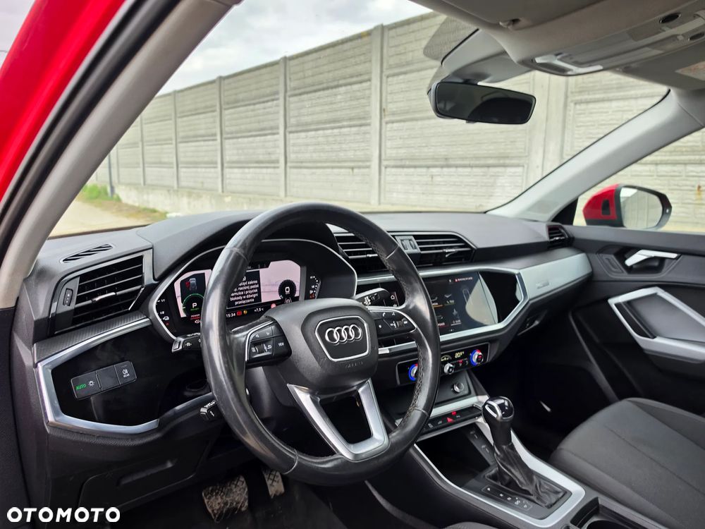Audi Q3 45 TFSIe S tronic - 7