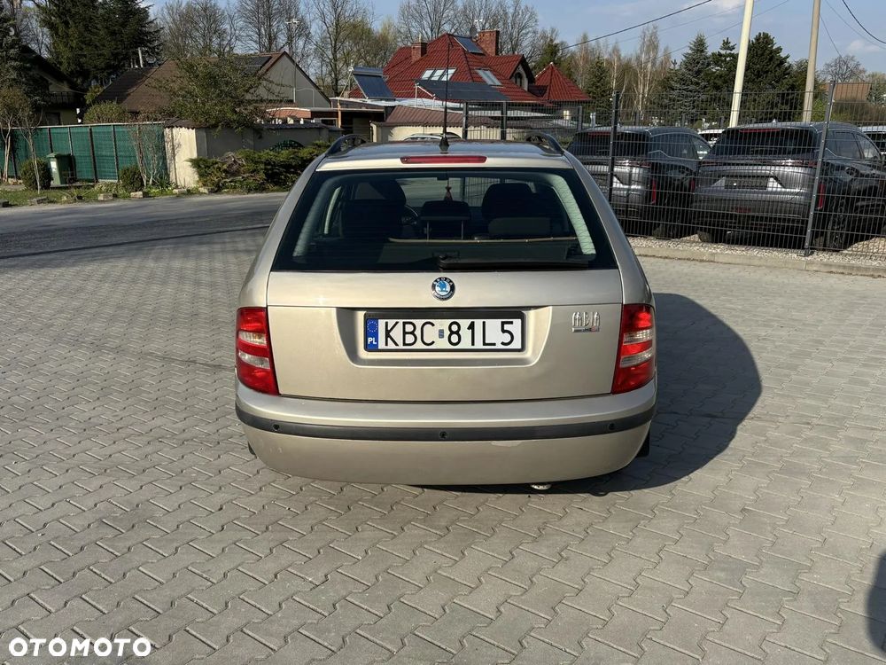 Skoda Fabia 1.2 12V Ambiente - 6