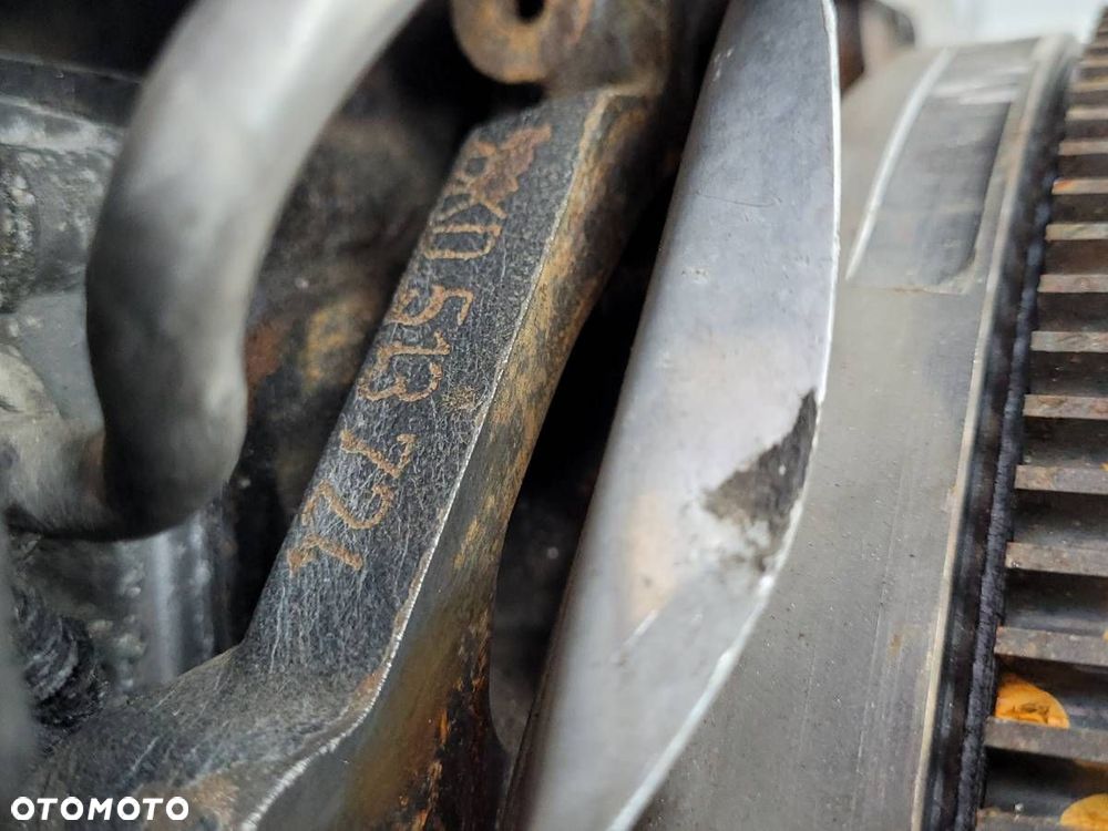 SILNIK KOMPLETNY BKD 2.0 TDI 140 VW GOLF V - 8