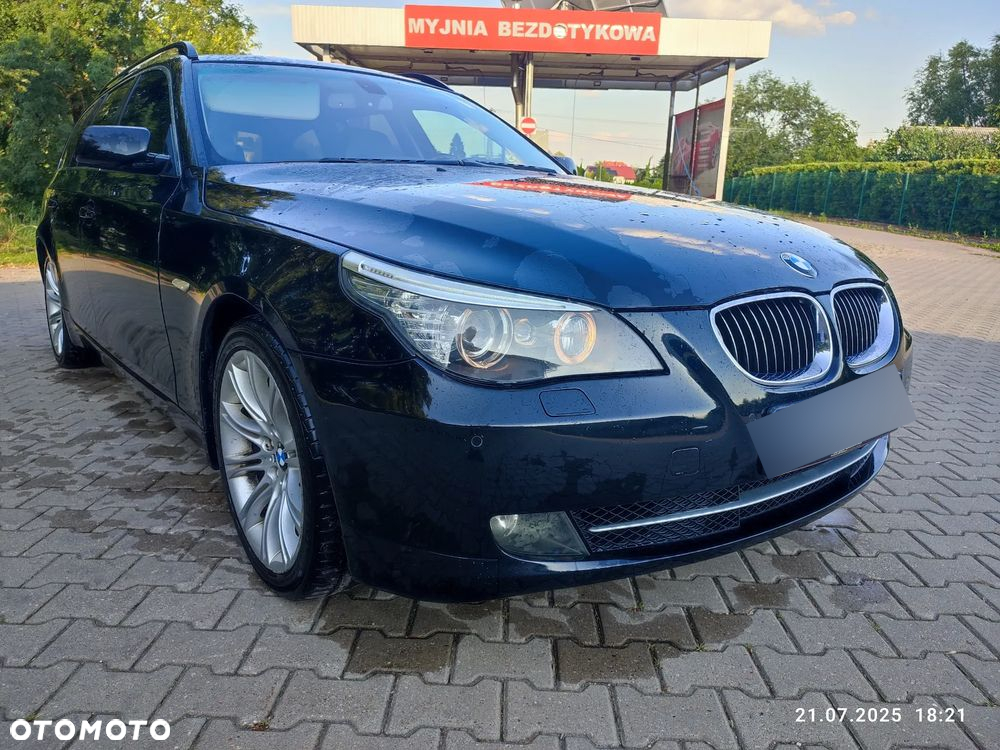 BMW Seria 5 530d Touring - 4