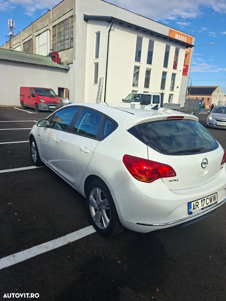 Opel Astra - 10