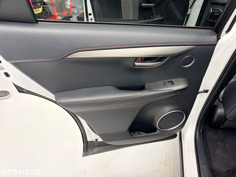 Lexus NX - 22