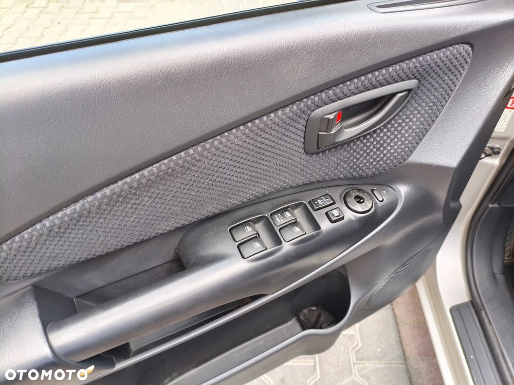 Hyundai Tucson 2.0 4WD GLS - 16