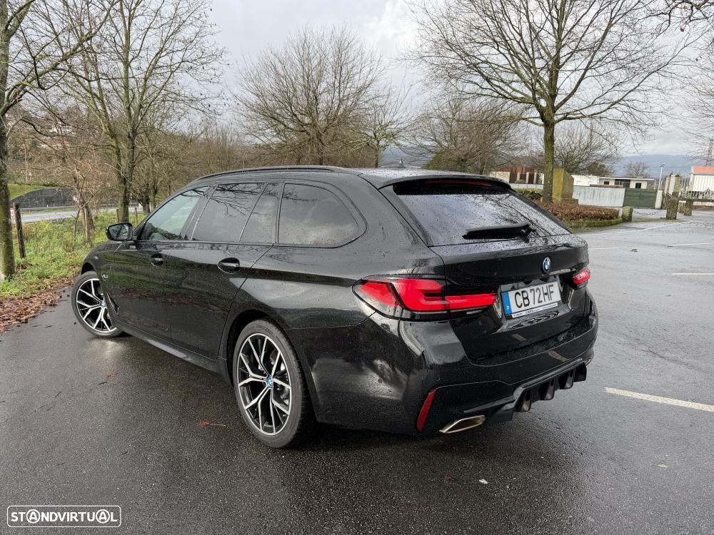 BMW 530 e Pack Desportivo M - 5