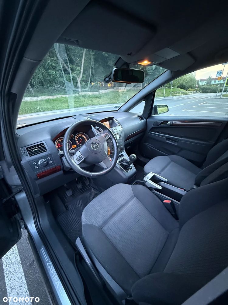 Opel Zafira 1.9 CDTI Elegance - 16