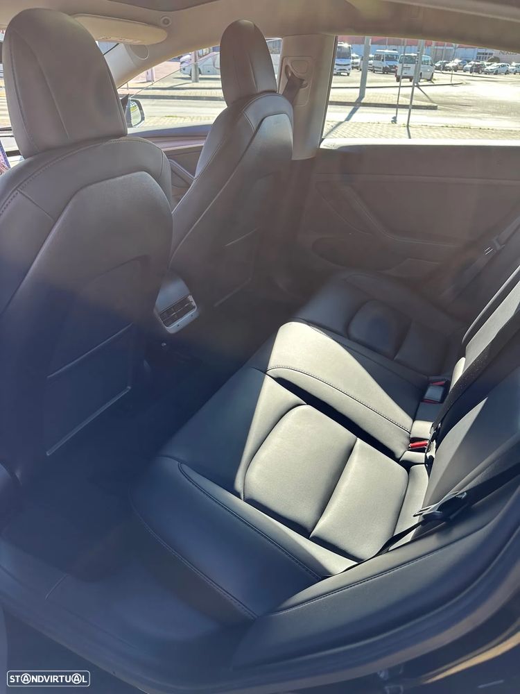 Tesla Model 3 Performance Dual Motor AWD - 11