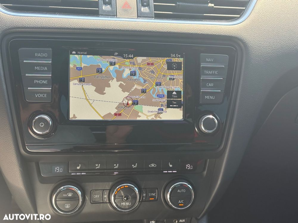 Skoda Octavia 2.0 TDI RS DSG - 28