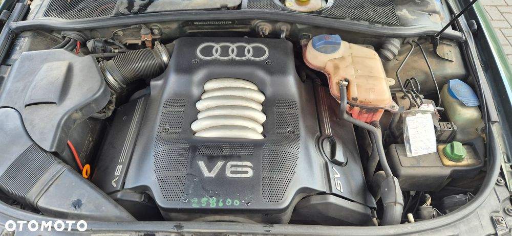 Audi A4 Limousine - 28