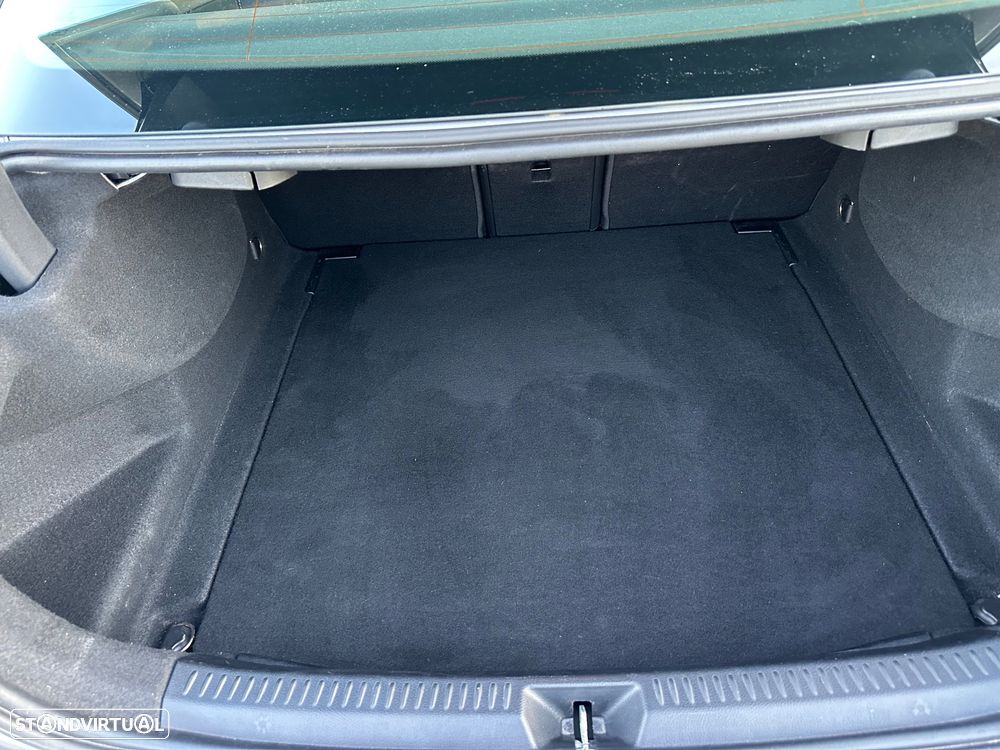 Mercedes-Benz A 180 d AMG Line Aut. - 19