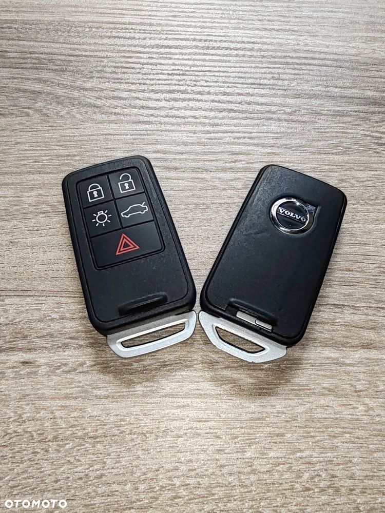 Volvo V40 T2 Kinetic - 33