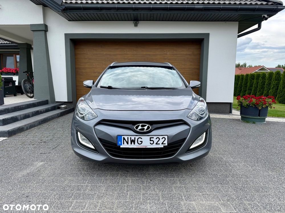 Hyundai i30 i30cw 1.6 CRDi Intro Edition - 4