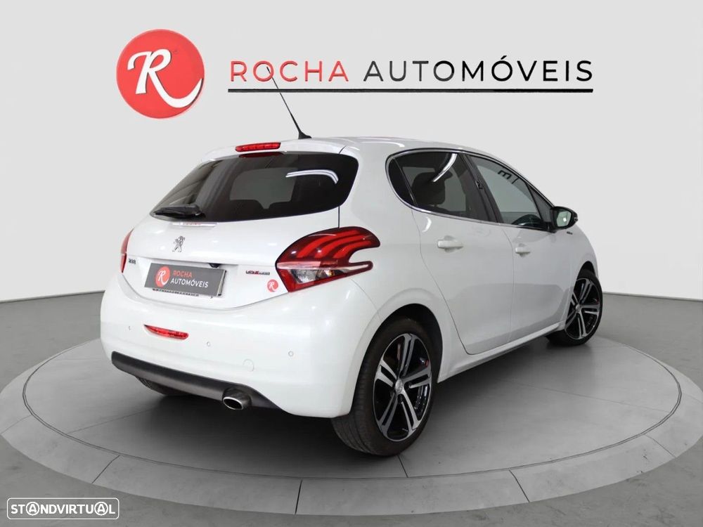 Peugeot 208 1.2 PureTech GT Line - 8