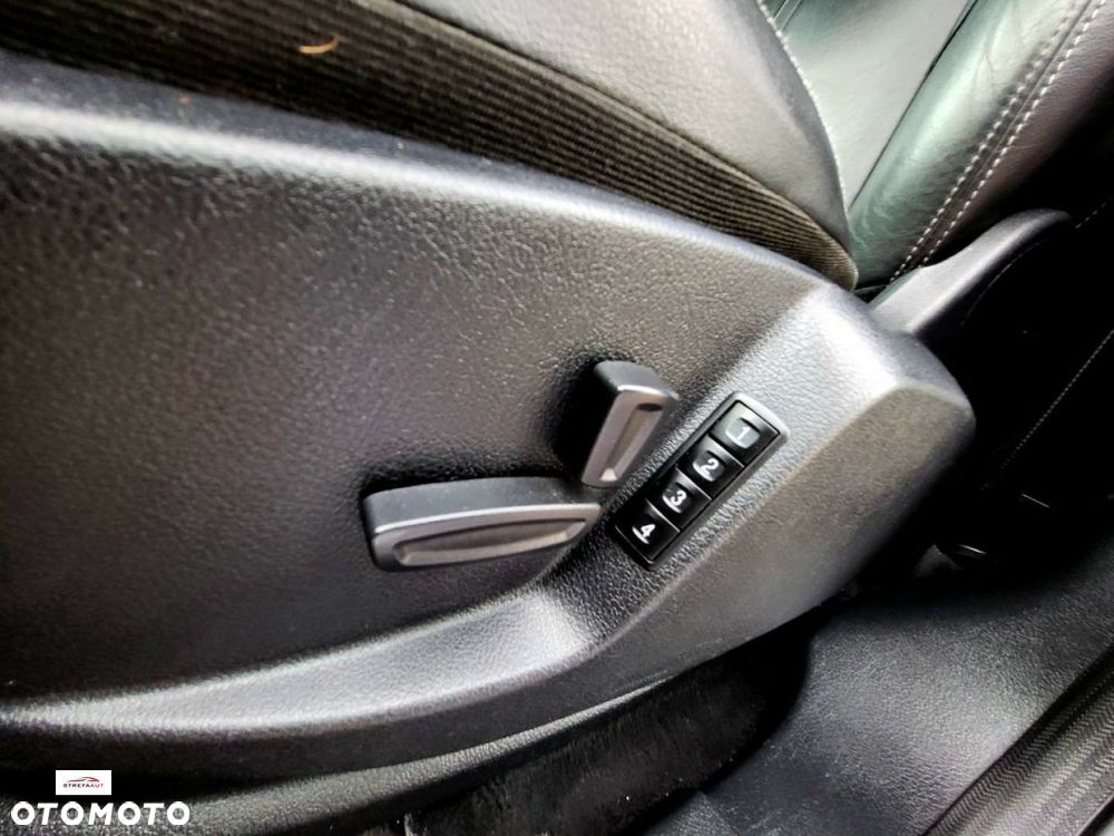 Ford Galaxy - 35