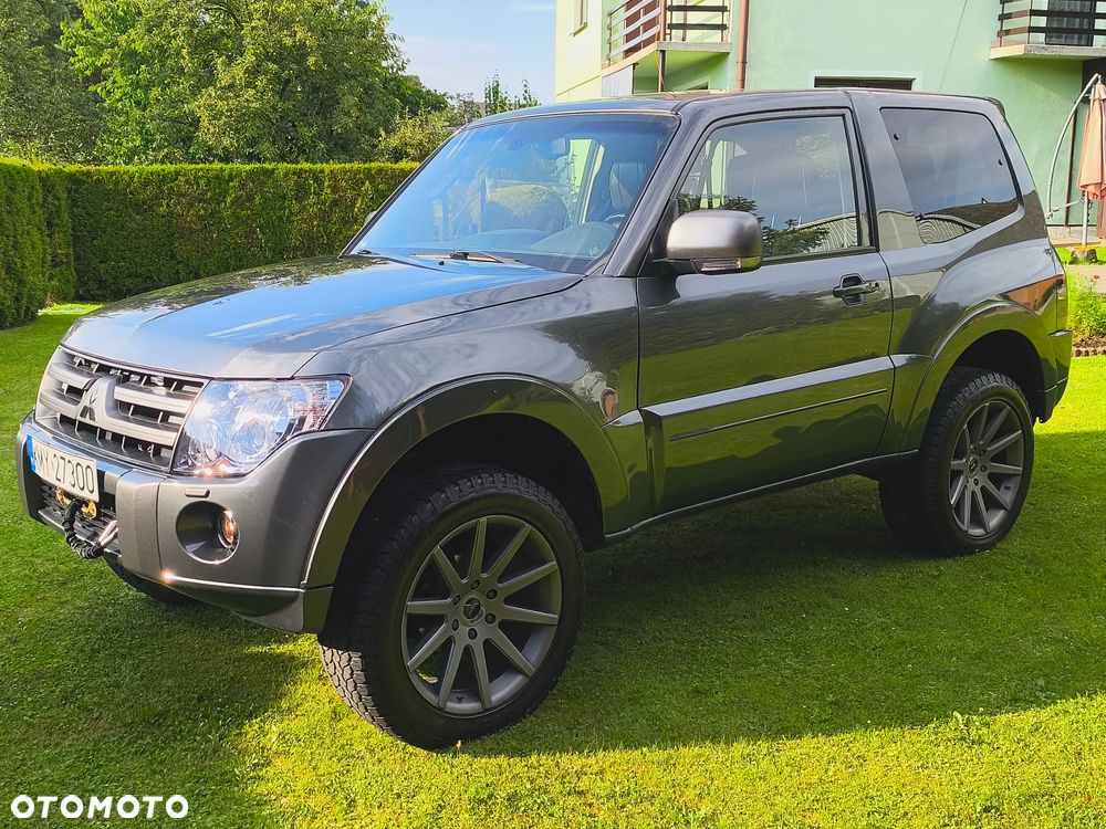 Mitsubishi Pajero 3.2 DI-D Intense - 3