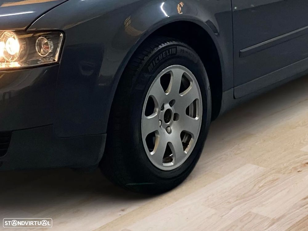 Audi A4 Avant 1.9 TDI m6 - 7