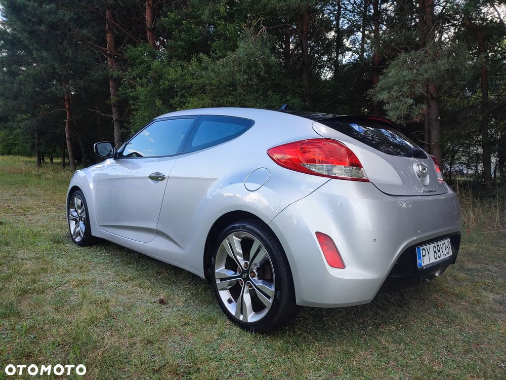 Hyundai Veloster 1.6 GDI Premium - 14