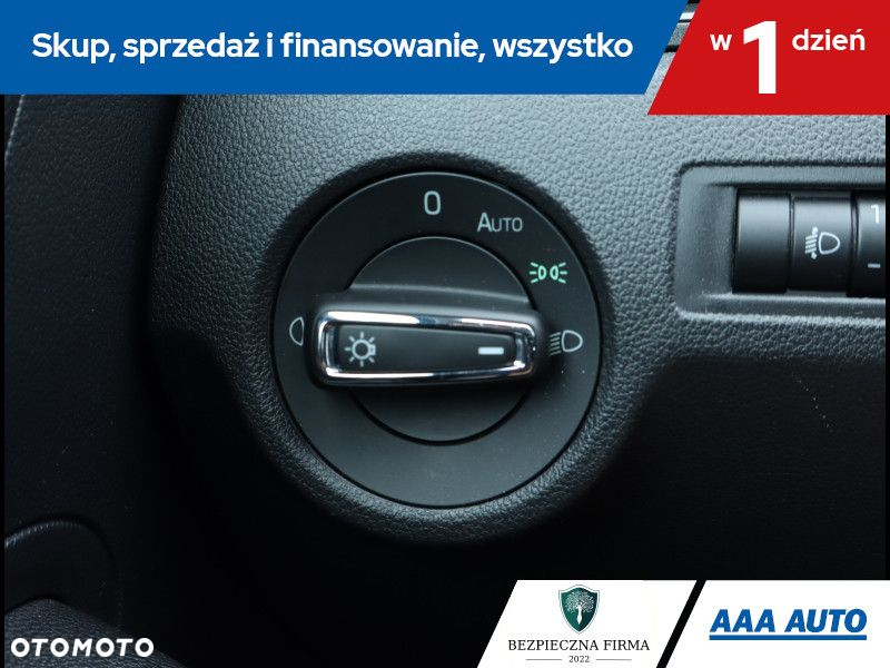 Skoda RAPID - 17
