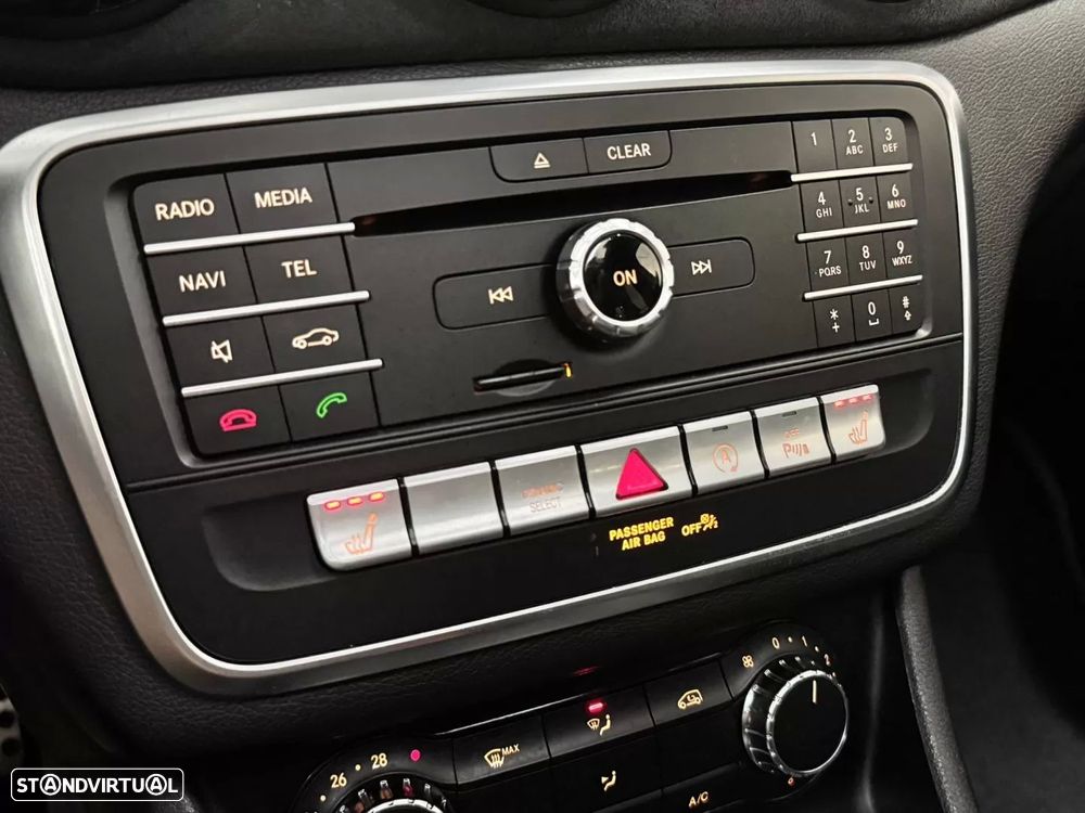 Mercedes-Benz CLA 180 d Shooting Brake AMG Line - 41