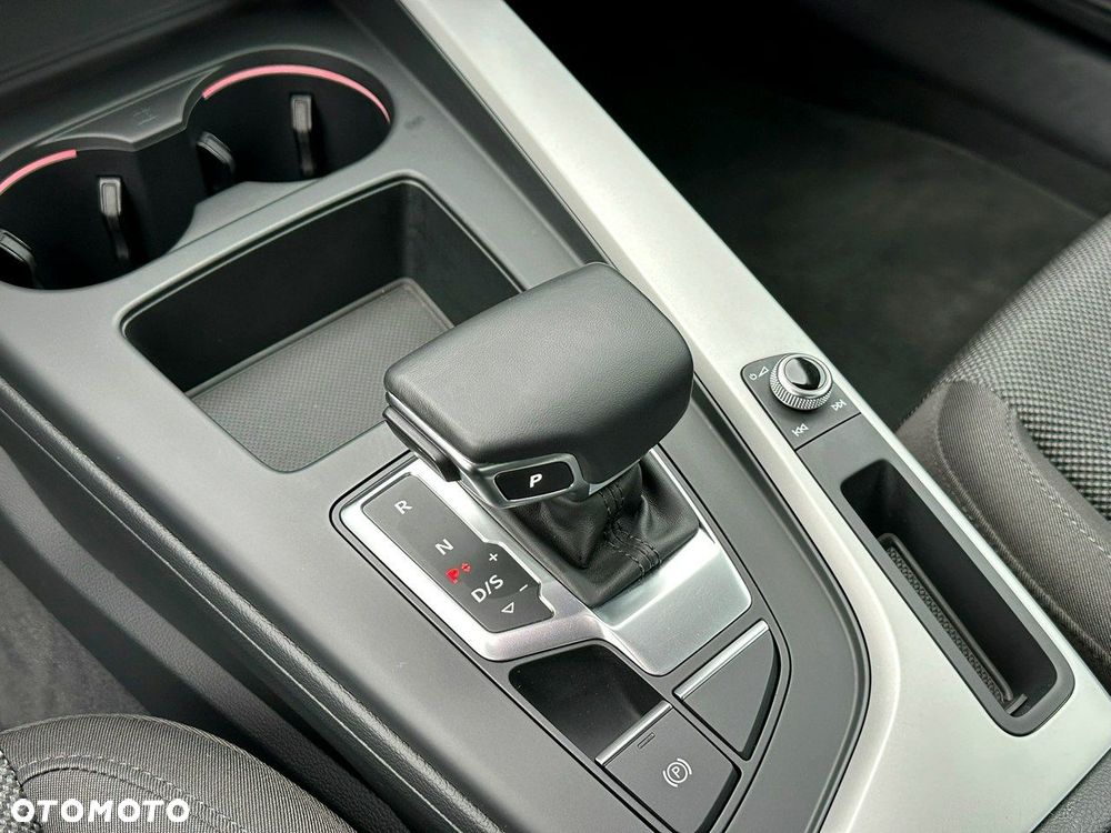 Audi A4 Allroad - 27