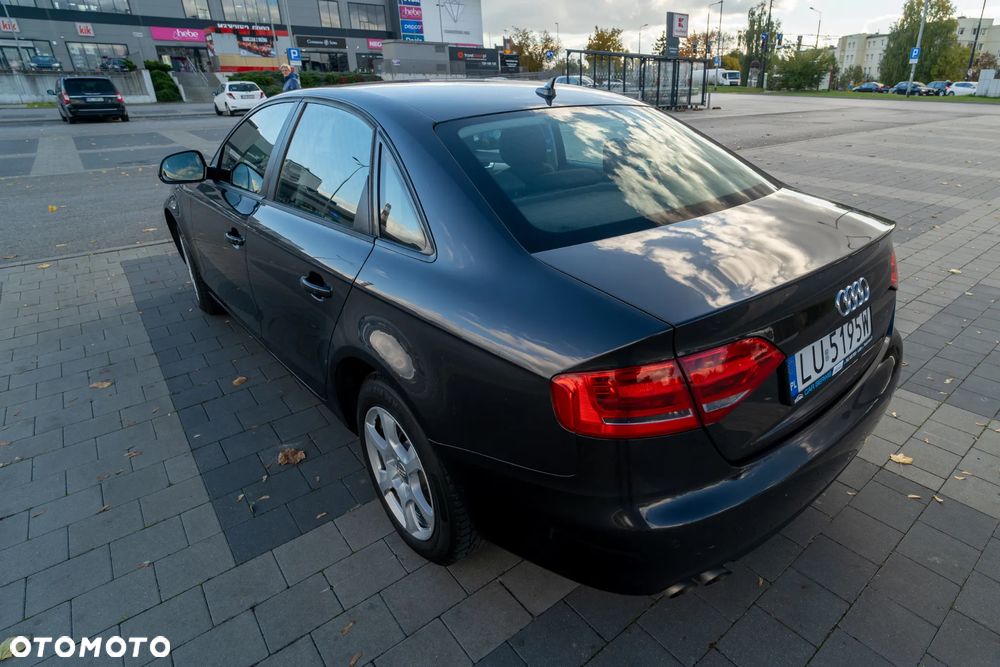 Audi A4 Limousine 2.0 TDI DPF Ambition - 8