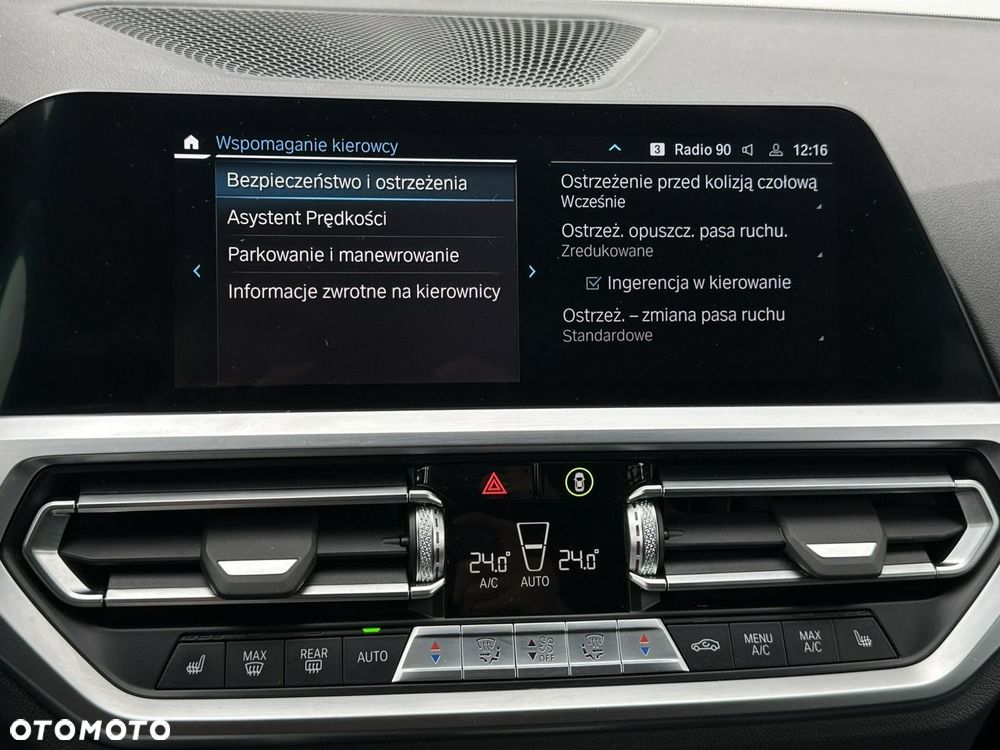 BMW Seria 3 330e PHEV M Sport - 31