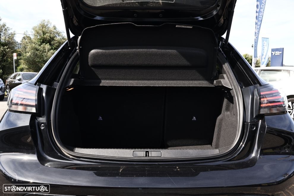 Peugeot 208 1.2 PureTech Allure - 18