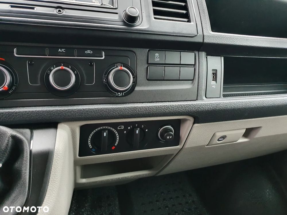 Volkswagen Transporter - 29