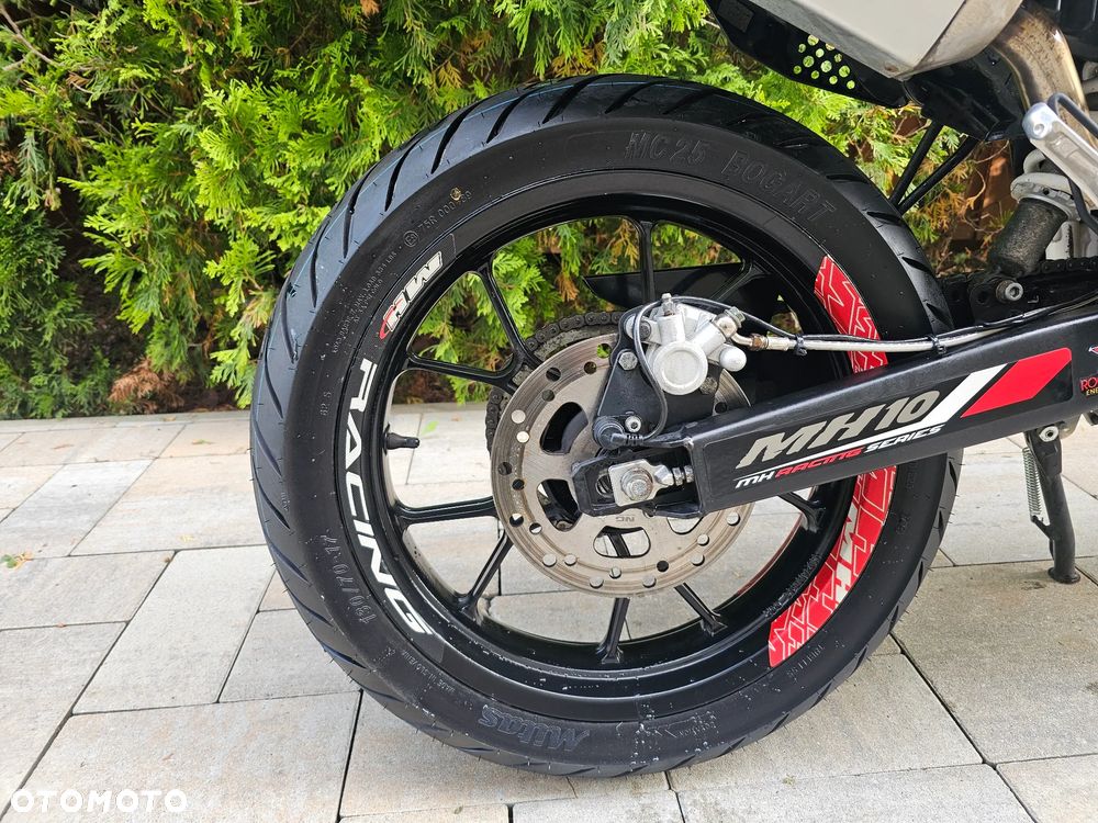 Yamaha WR - 17