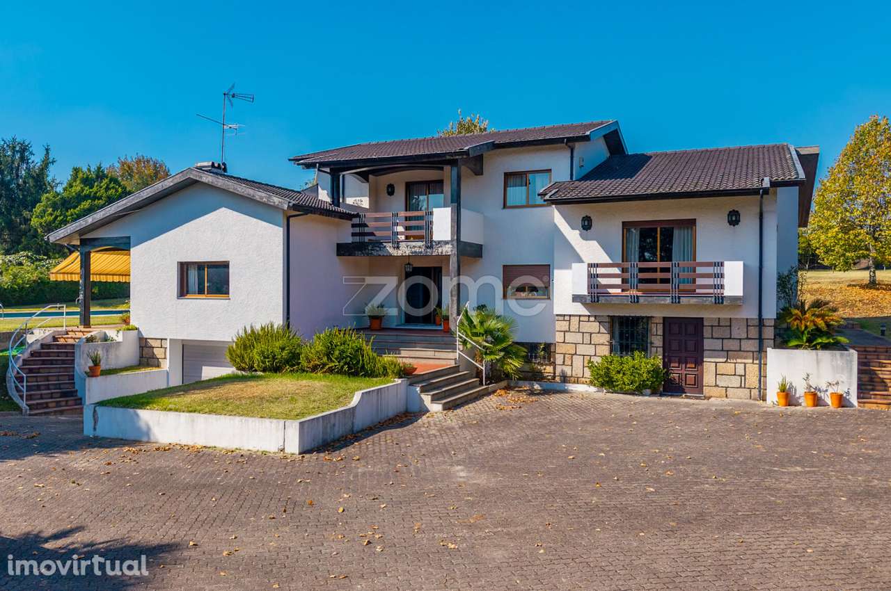 Moradia T3 com piscina a 10 minutos do centro de Guimarães - Grande imagem: 2/24