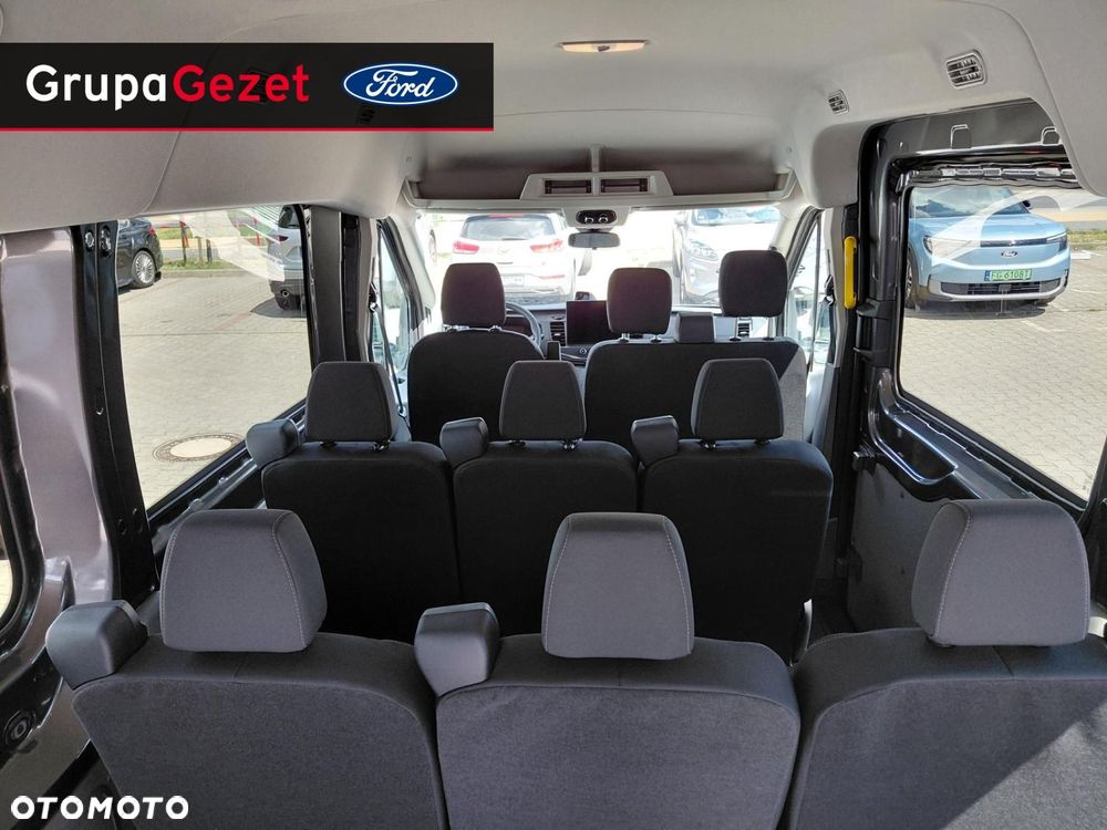 Ford Transit - 25