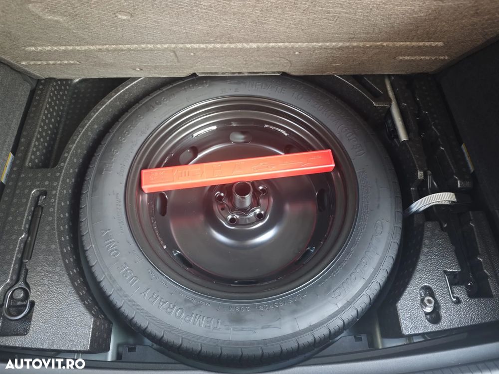 Volkswagen Tiguan - 28