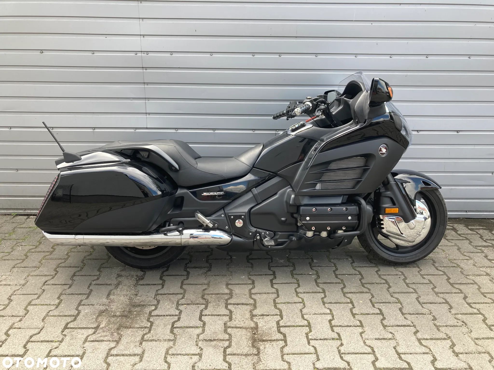 Honda GL - 1