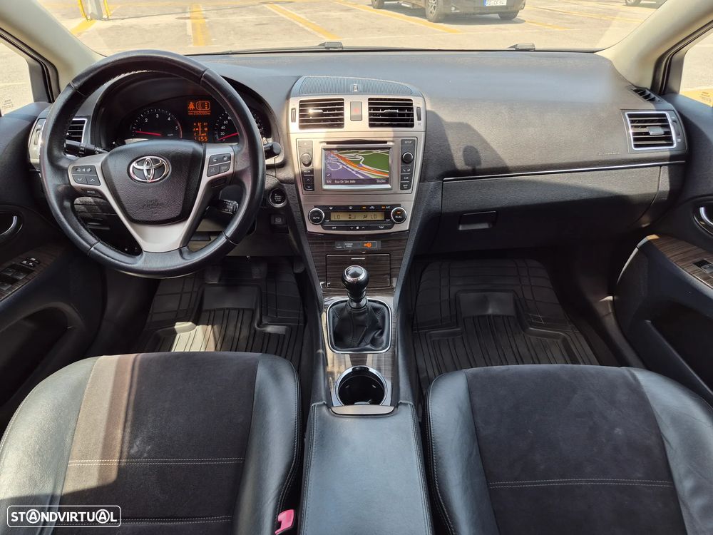 Toyota Avensis SW 2.0 D-4D Luxury+Navi - 22