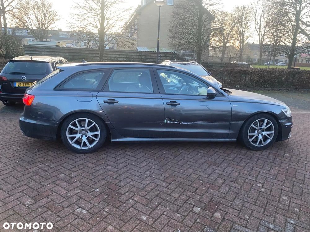 Audi A6 Avant - 16