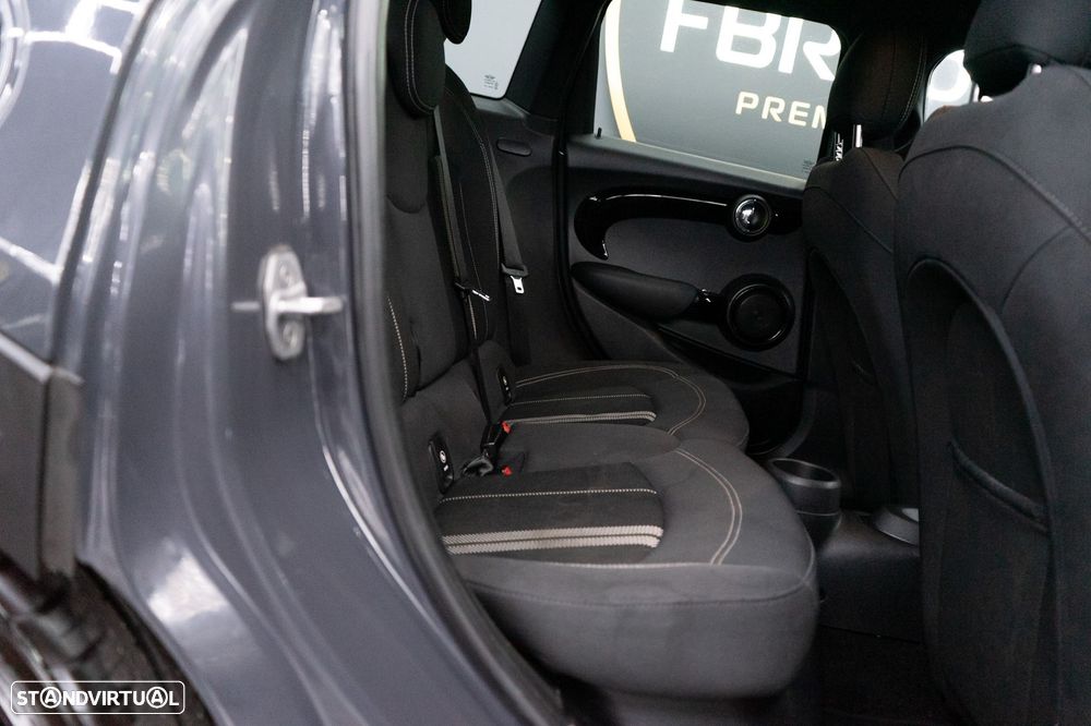 MINI 5 Portas Cooper SD - 33