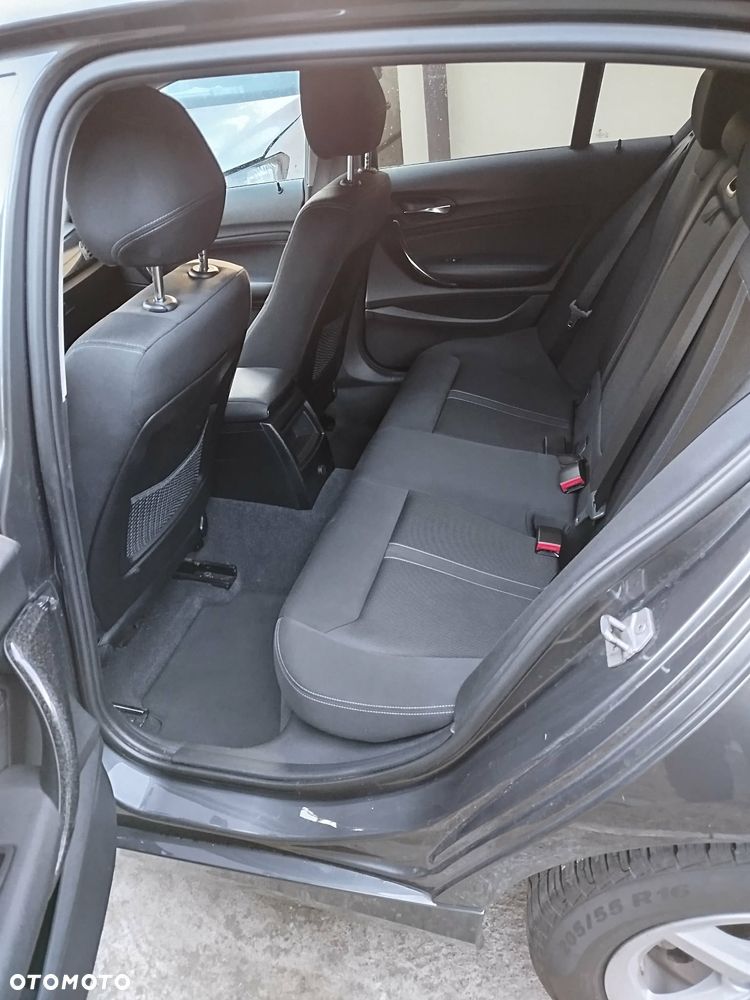 BMW Seria 1 118i Sport Line - 18