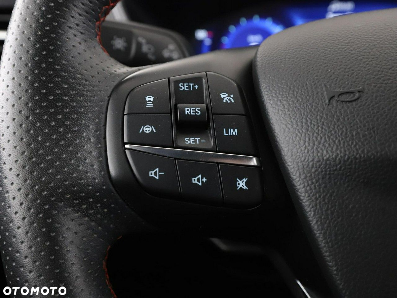 Ford Kuga 2.5P PHEV FWD ST-Line X eCVT - 36