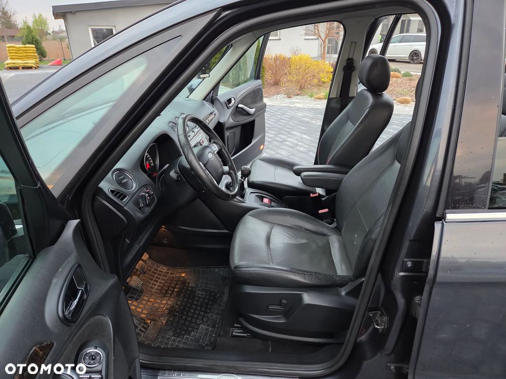 Ford Galaxy 2.0 TDCi Ghia - 31