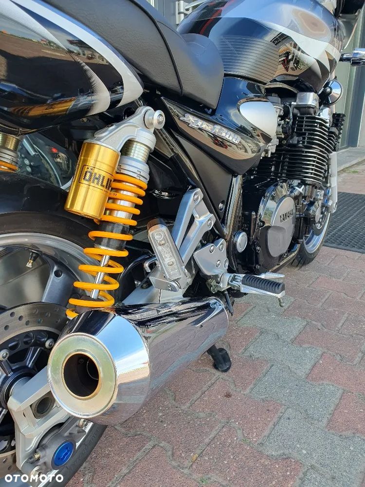 Yamaha XJR - 38