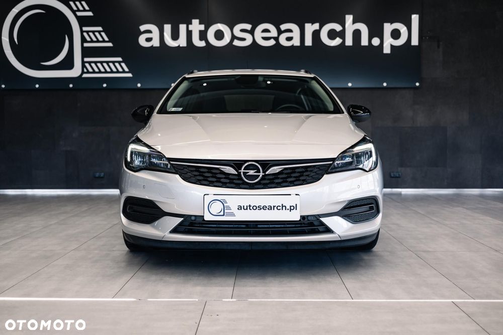 Opel Astra 2021 photo 2
