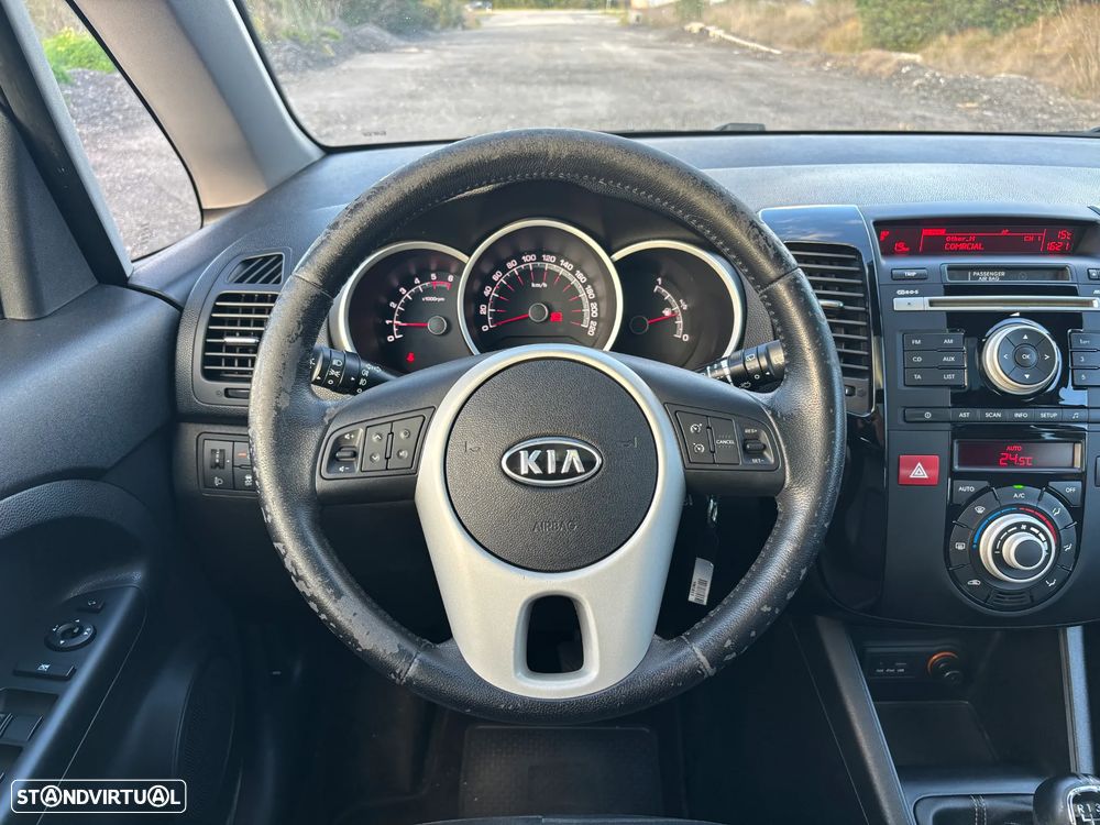 Kia Venga 1.4 CRDi TX ISG - 15
