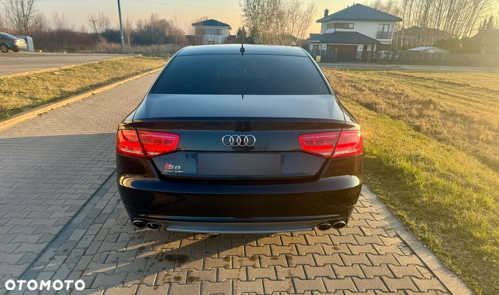 Audi A8 4.2 TDI Quattro - 4