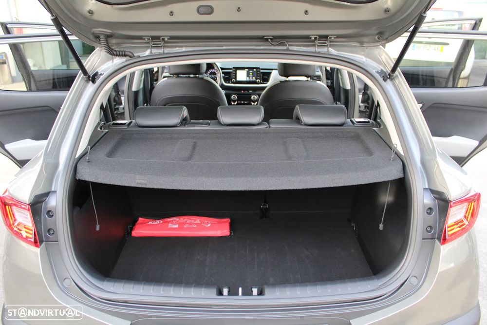 Kia Stonic 1.6 CRDi Easy - 50