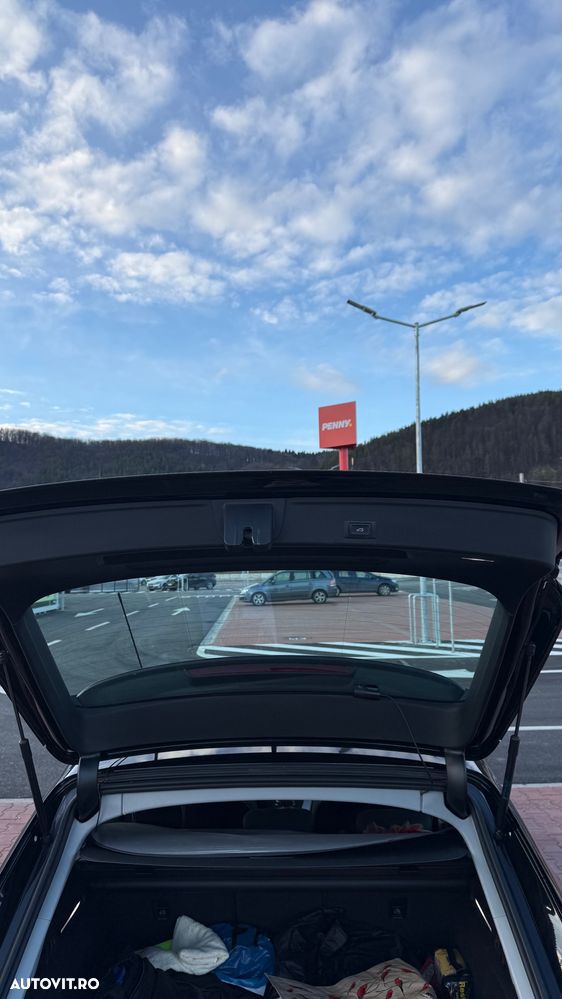Audi A4 Avant 2.0 40 TDI quattro S tronic Advanced - 6